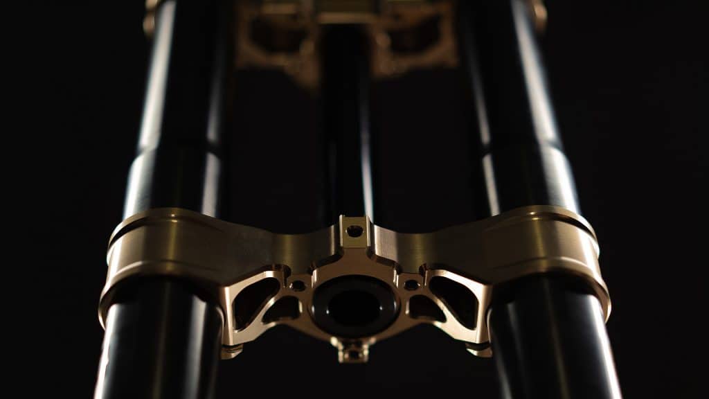 EXT Ferro Fork Upper Crown