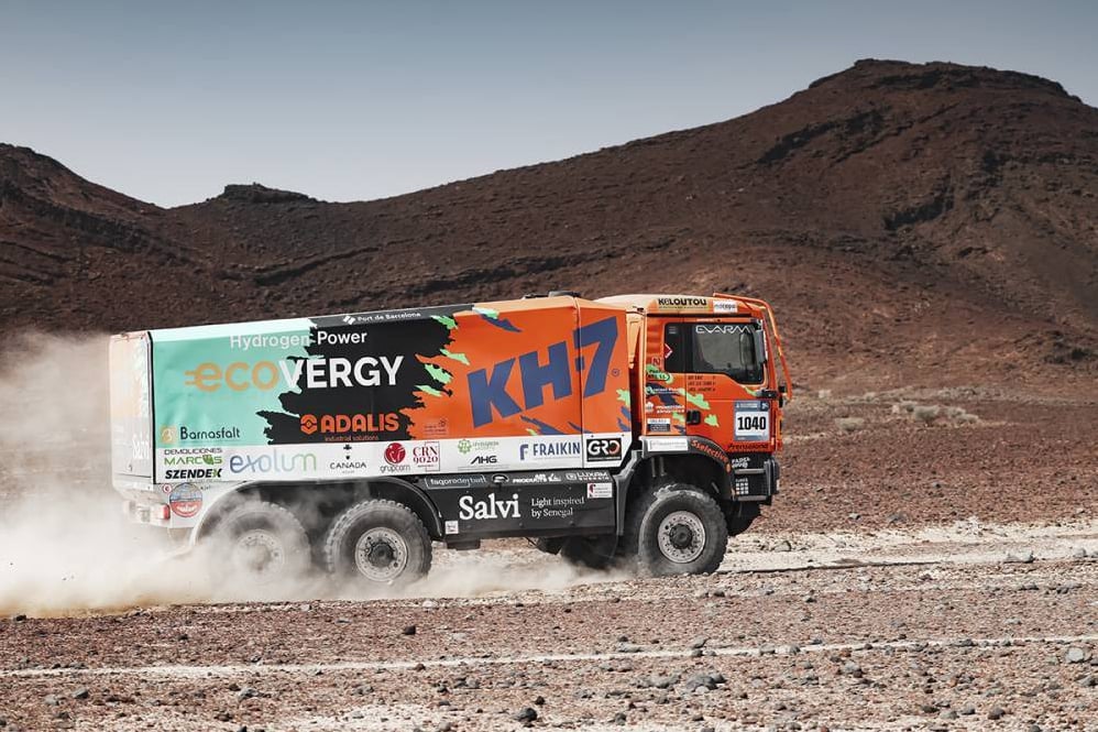 A 1,000 horsepower hydrogen-powered camion truck makes it way through a stage at during the Dakar Mission 1000 rally. 